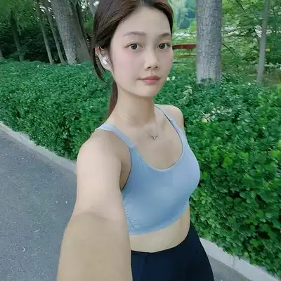 卢巧